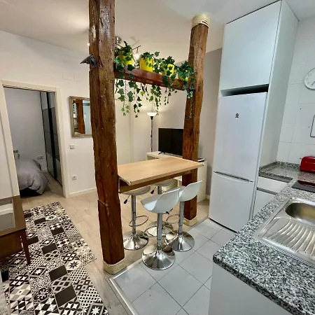 Bonito Apartamento Junto A La Plaza Mayor Madrid Exterior photo